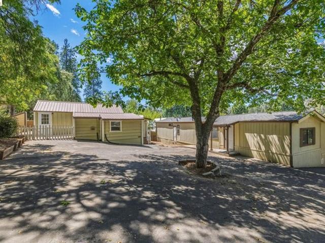 House for sale in Groveland, California