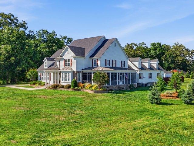 House for sale in Chickamauga, Georgia