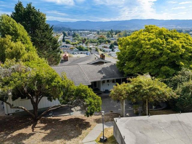 House for sale in Humboldt, California