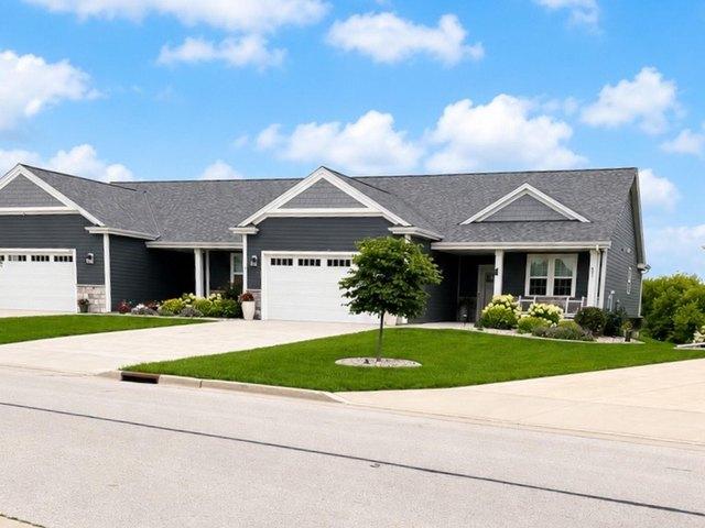 Condo for sale in Slinger, Wisconsin