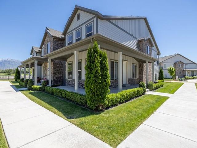 Townhouse for sale in Orem, Utah