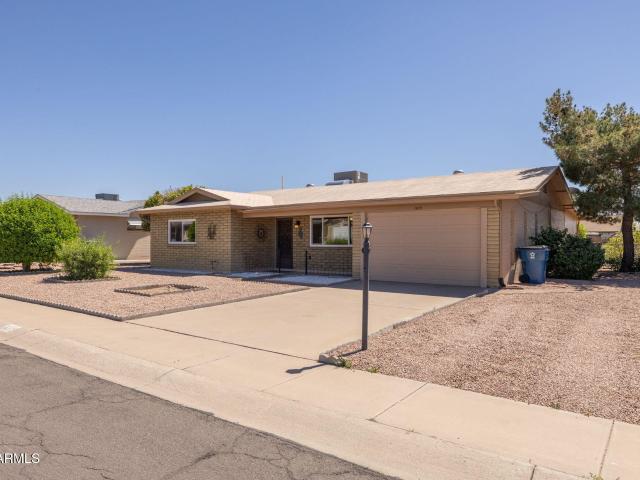 House for sale in Apache Junction, Arizona