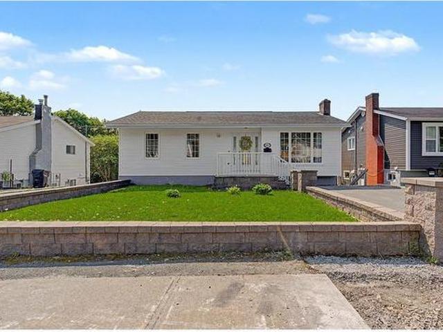 House for sale in Foxtrap, Newfoundland And Labrador