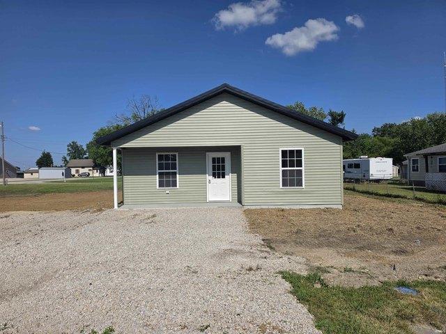 House for sale in Switz City, Indiana