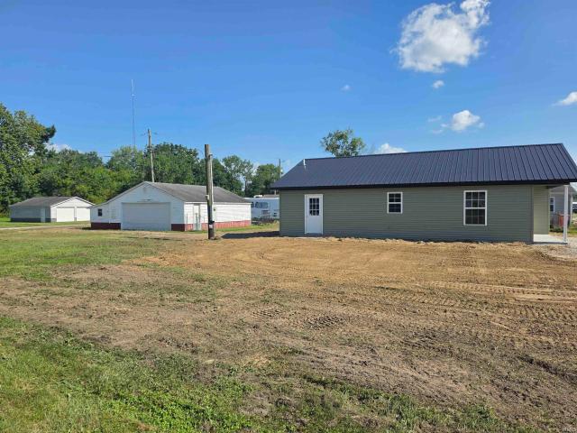 House for sale in Switz City, Indiana