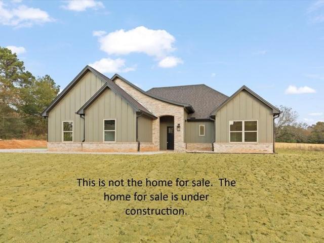 House for sale in Tatum, Texas