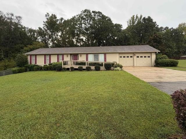 House for sale in Pinewood Terrace, Childersburg