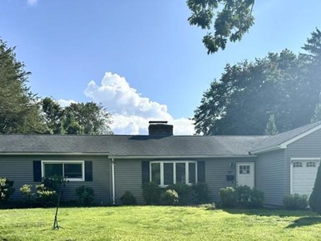 House for sale in Cheshire, Connecticut