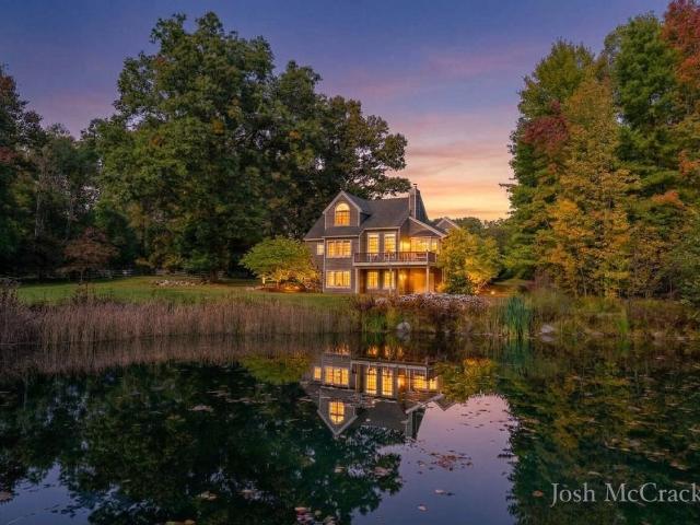 House for sale in Fox's Mill, Vergennes Township