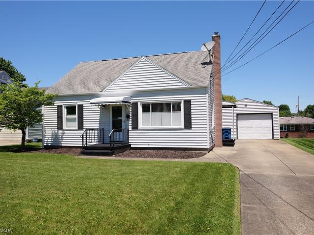 House for sale in Struthers, Ohio