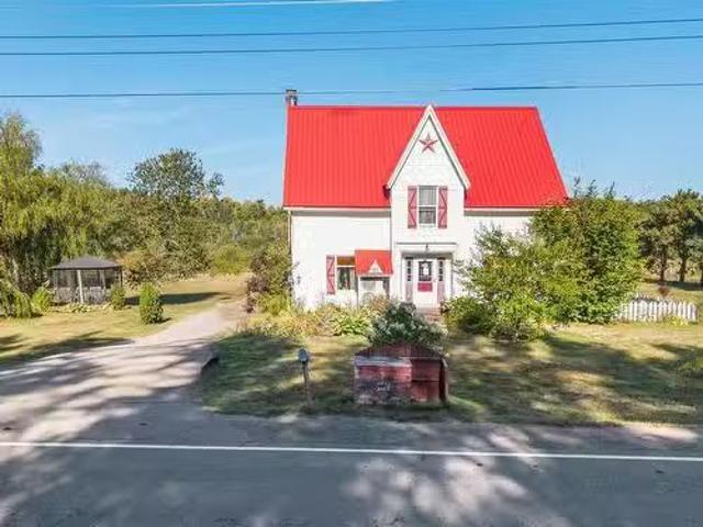 House for sale in Southampton, Nova Scotia