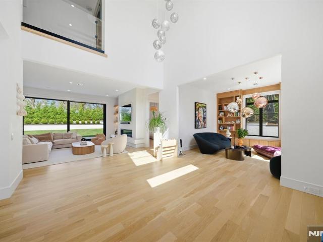 House for sale in Tenafly, New Jersey