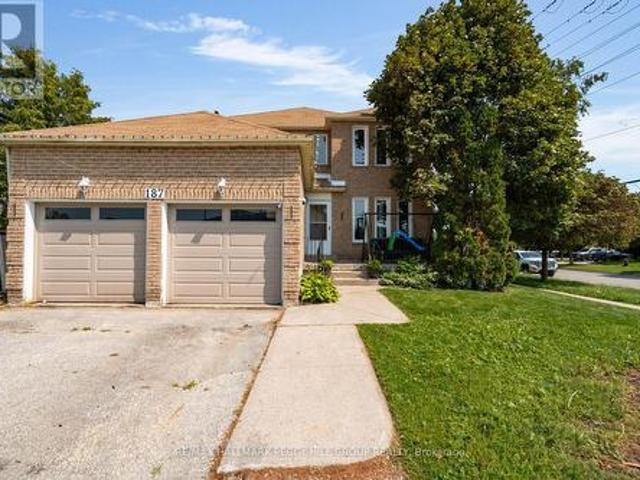 House for sale in Barrie, Ontario
