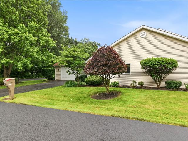 Condo for sale in Mercer, Pennsylvania