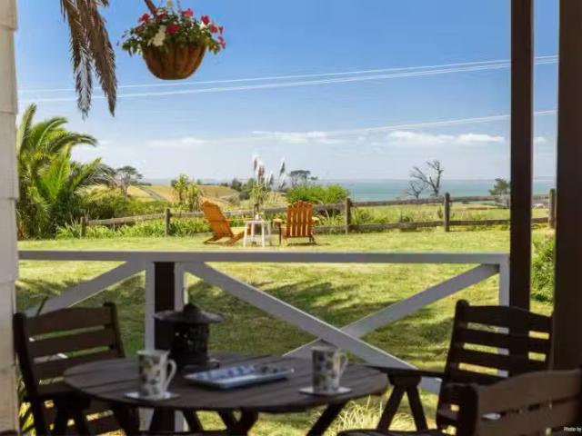 House for sale in Awhitu, Oroua County