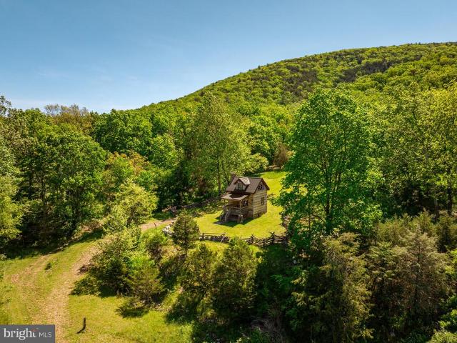 House for sale in Franklin, West Virginia