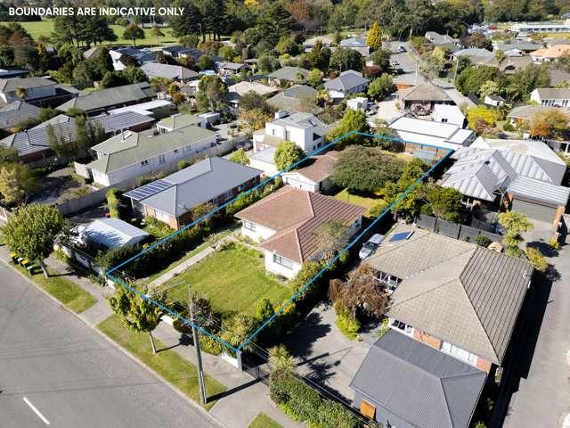 House for sale in Chaslands, Canterbury