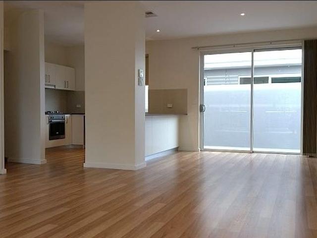 Townhouse for rent in Horseshoe Creek, South Australia