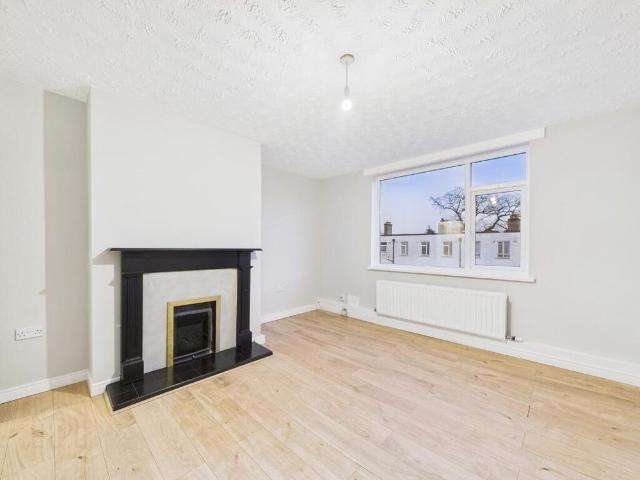 Apartment for rent in Rushpark, Newtownabbey