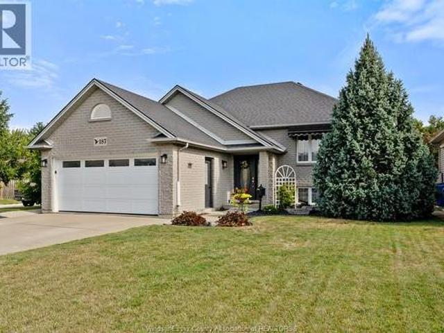 House for sale in Lakeshore, Ontario