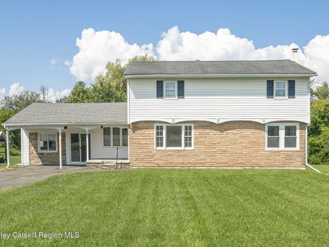 House for sale in Schodack Landing, New York