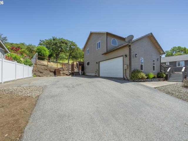 House for sale in Oregonia