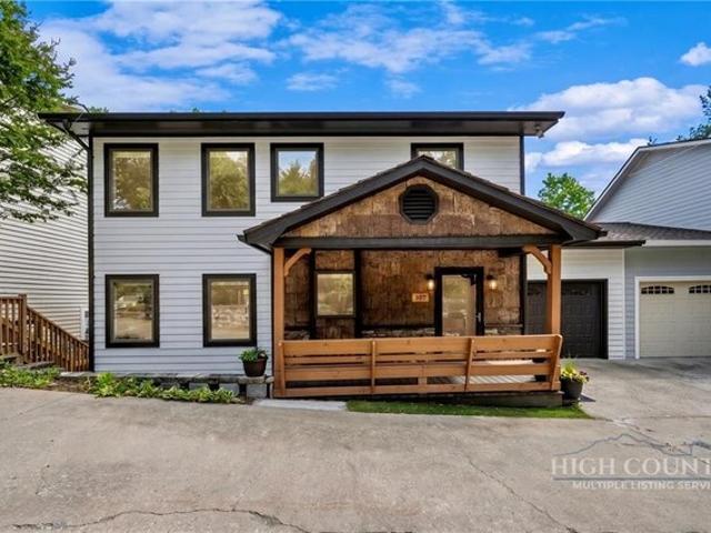 Townhouse for sale in Watauga, North Carolina