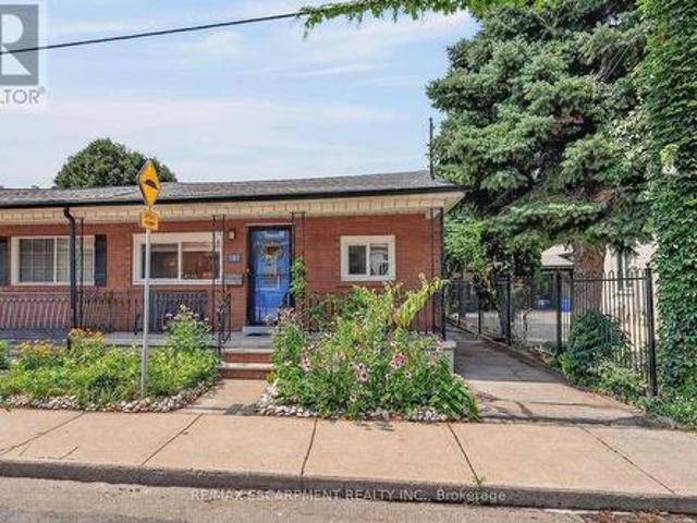 House for sale in Ancaster, Ontario