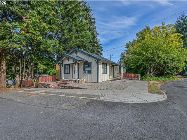 House for sale in Clatskanie, Columbia County