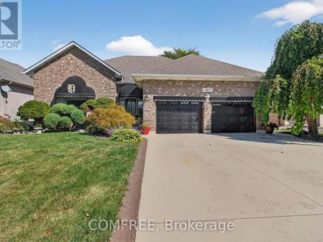 House for sale in Lakeshore, Ontario