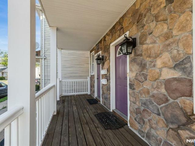 Duplex for sale in Wallington