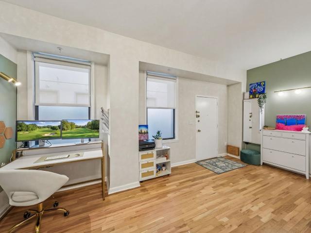 Condo for sale in Hudson, New Jersey