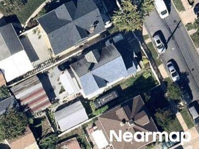 House for sale in Queens, Arverne