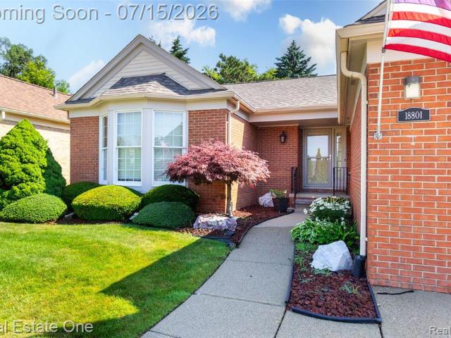 Condo for sale in Clinton Township, Michigan