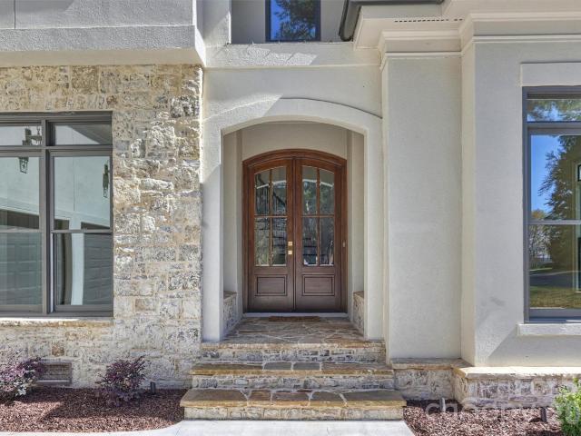 House for sale in Mecklenburg, North Carolina