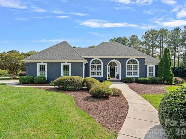 House for sale in Mecklenburg, North Carolina