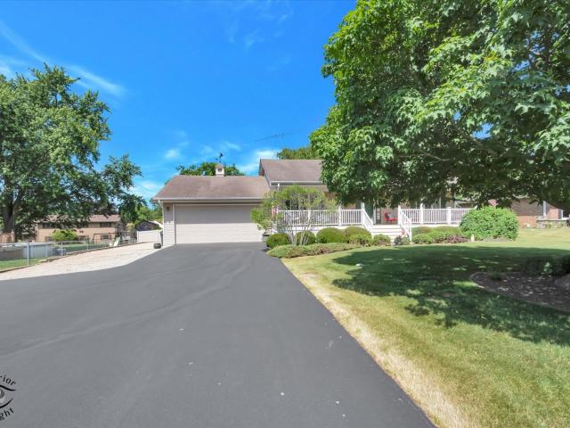 House for sale in Mokena, Illinois