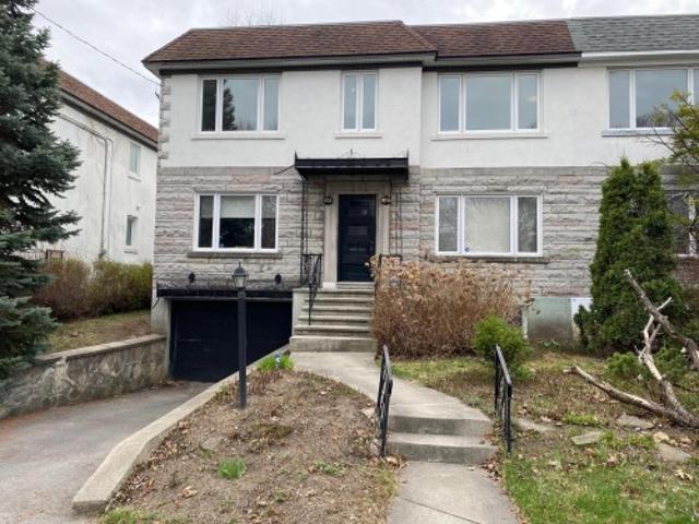Property for rent in Mont-royal, Quebec