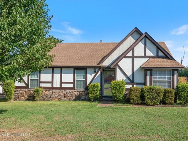 House for sale in Southaven, Mississippi