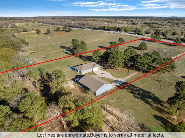 House for sale in Paige, Texas
