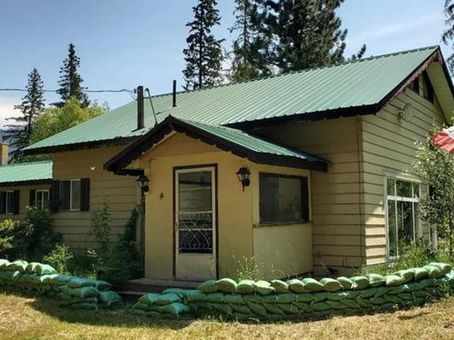 House for sale in Rock Creek