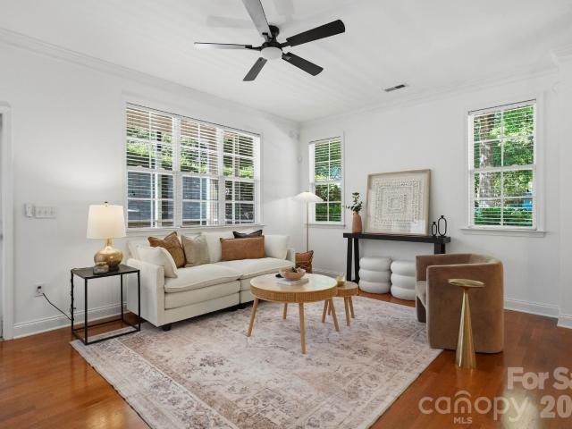 Townhouse for sale in Cornelius, Mecklenburg County