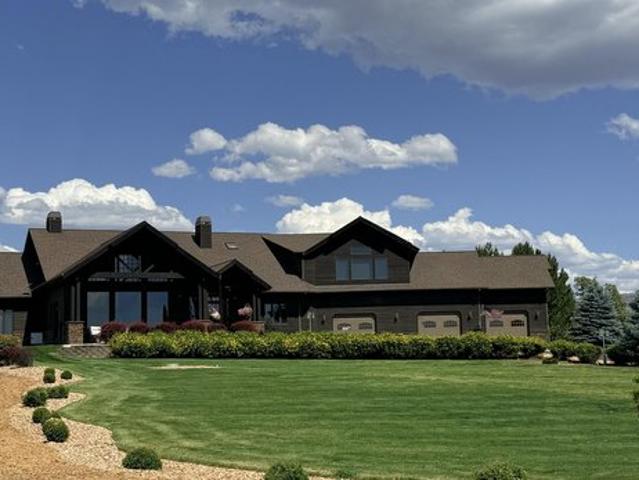 House for sale in Powell Butte, Crook County