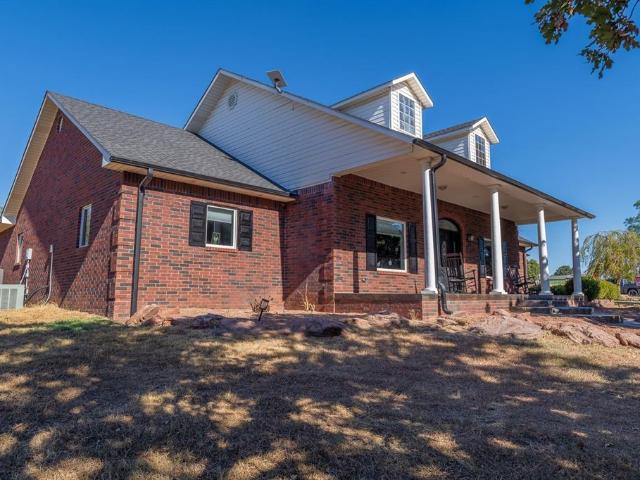 House for sale in Lindsay, Oklahoma