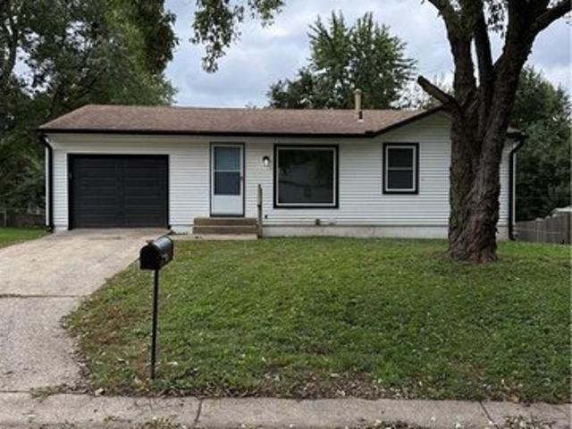 House for sale in Far View Heights, Independence