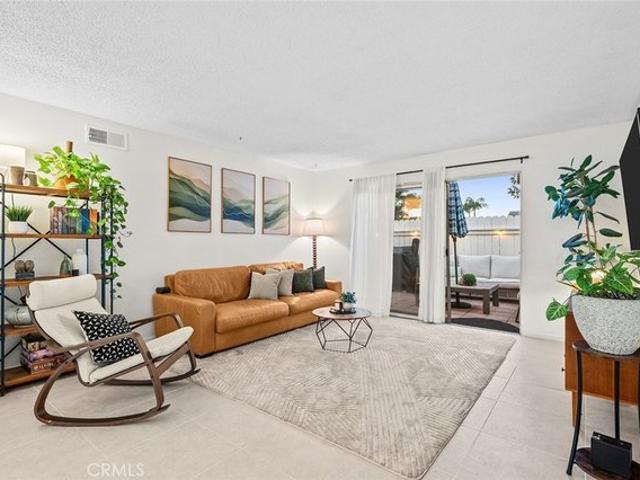 Condo for sale in Tustin, California