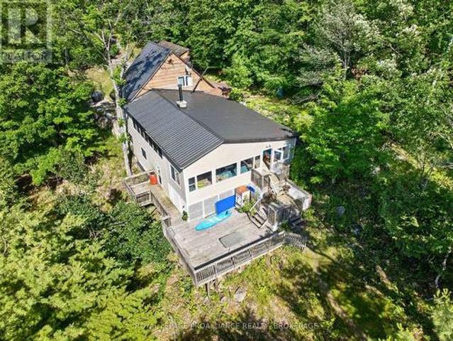 House for sale in Ontario