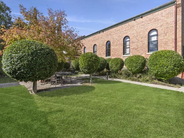 Townhouse for sale in Queenscliff, Victoria