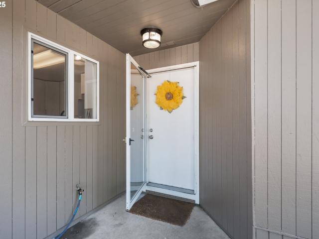 Condo for sale in Beaverton