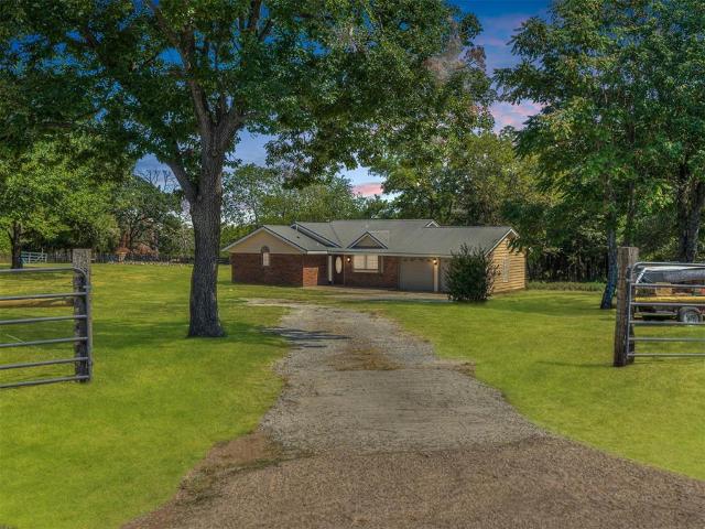 House for sale in Earlsboro, Oklahoma